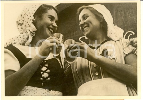 1937 ihringen donne costume - 1937,