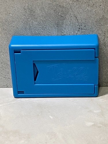 Distributore schede di - di,