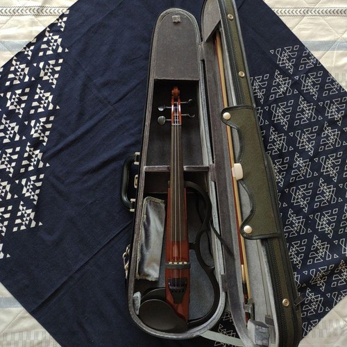Yamaha violino silenzioso