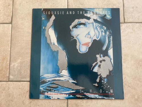 Siouxsie and the - the, banshees