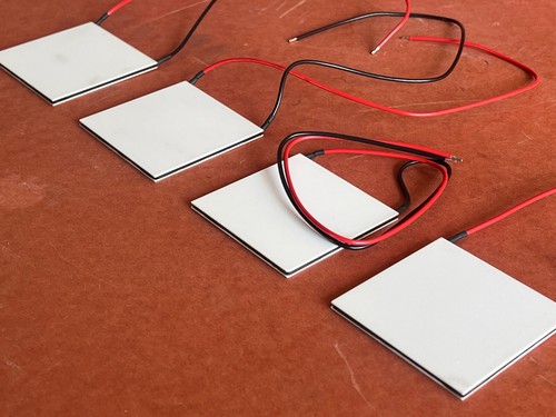 Lot thermoelectric - lot, of