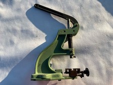 Pressa, torchio acciaio attacca bottoni e altro