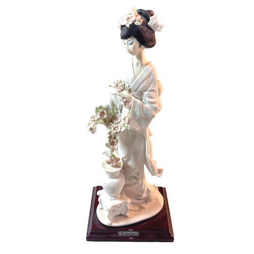 Statuina porcellana vintage