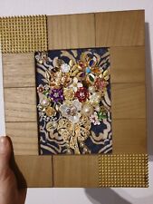 Quadro gioiello con bouquet di fiori di spille e perline