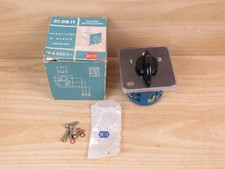 INVERTITORE DI MARCIA TRIPOLARE BRETER 21.08.11 16A 550V  incasso retroquadro