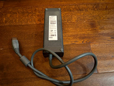 Alimentatore ufficiale