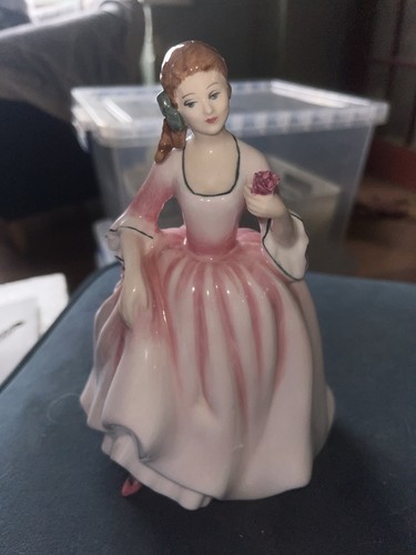 Figurina royal doulton hn3303 - figurina,
