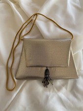 Borsa dorata vintage, vero