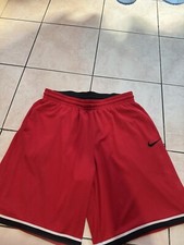 NIKE PANTALONCINO?