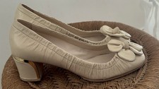 Prada Donna Vintage In Pelle Color Crema. Originali