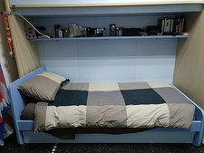 camera da letto a ponte, bicolor azzurro/avio, cabina armadio scrivania 