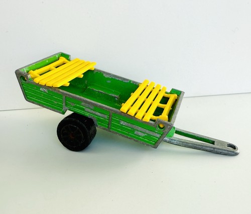 Vintage majorette hay - majorette, wagon