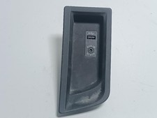 PRESA AUX/USB PER BMW Serie 3
