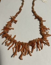 Collana vintage In corallo rosa. Misure nell’ultima foto.