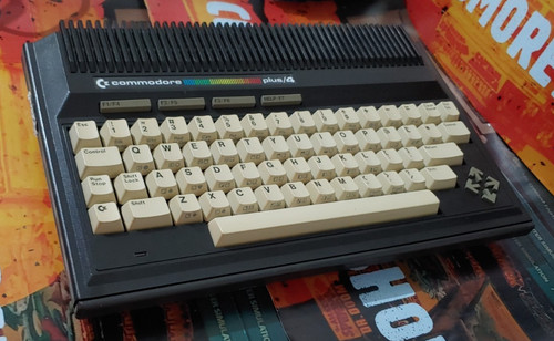 Computer commodore plus - computer, plus/4