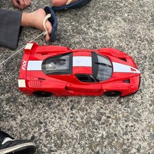 Auto radiocomandata F rossa