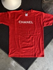 T shirt vintage Chanel rossa