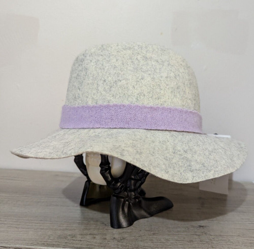 Zara europe 100 wool felt - europe,