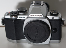 Olympus OM-D E-M10, 9500