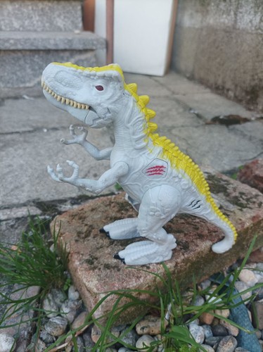 Mighty megasaur allosauro - megasaur,