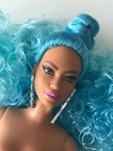 Nuova bambola barbie extra - bambola,