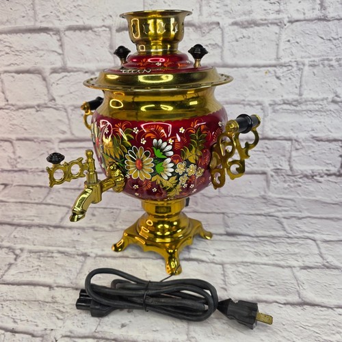Samovar elettrico russo