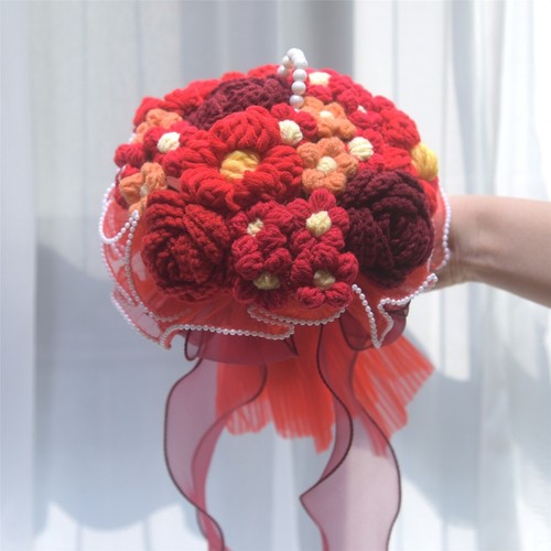 Bouquet rose lavorato a - di,