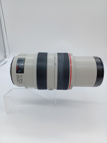 Canon 300mm 6 - 70-300mm/f4-5.6, is