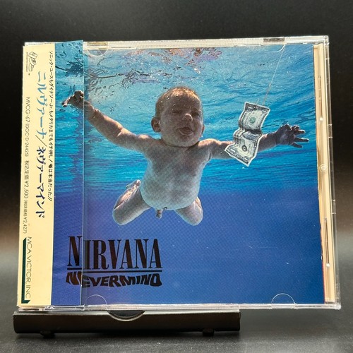 Nirvana nevermind first - /,
