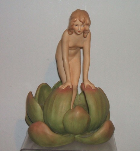 Royal dux nude larger size - nude, 8