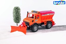 Bruder Unimog servizio