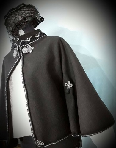 Black elegant cape - black,