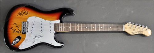 Chitarra elettrica autografata