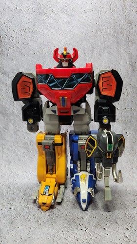 Mighty morphin power rangers - mighty,