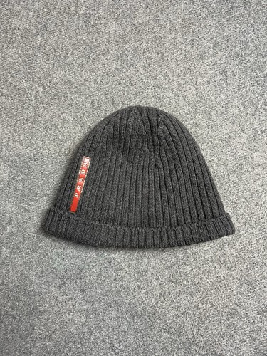 Cappello prada rosso tag - prada,