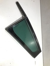 Vetro lunotto sfiato