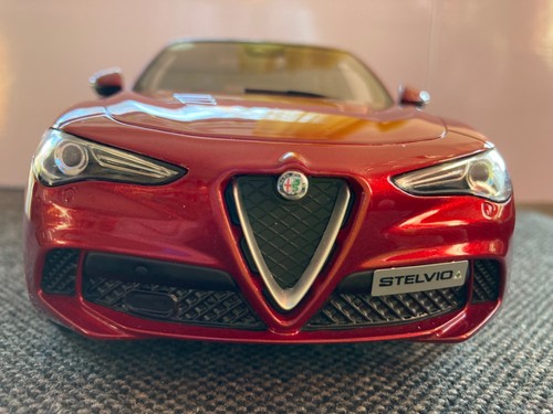 Alfa romeo stelvio rosso - alfa,