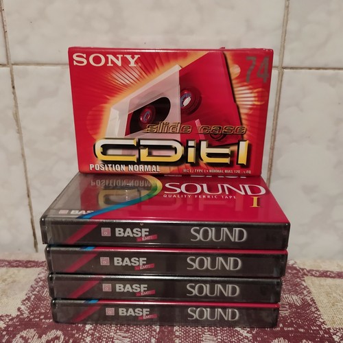 Audio cassette - ★★, 5
