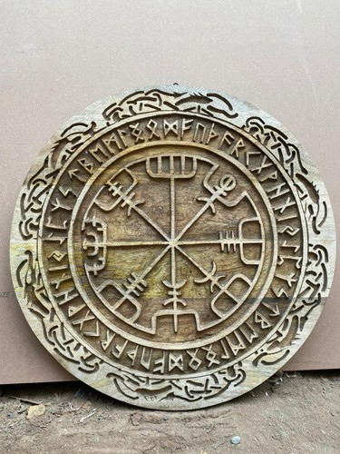 Scudo vichingo croce celtica