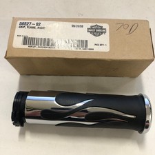 HARLEY DAVIDSON FLAME GRIP DESTRO P/N 56527-02 NUOVO ORIGINALE