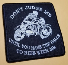 Toppa ricamata Don't Judge Me