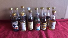 14 mignon di liquore vintage Moroni, da collezione