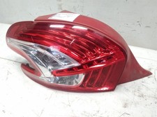 Peugeot 208 fanale posteriore