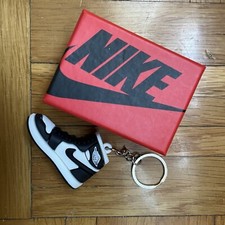 Mini sneakers 3D keychain /
