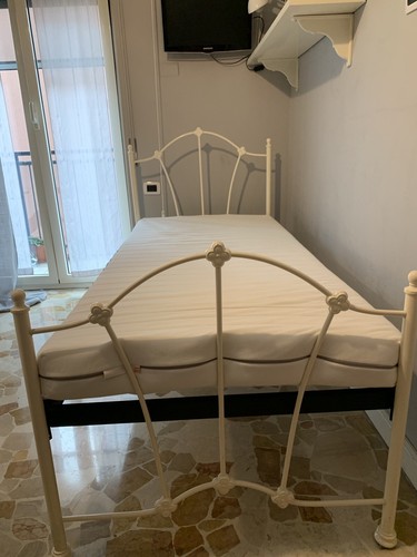 Letto singolo usato - letto,