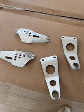 Staffe Scarichi e Copri Iniettori per V7 Racer.