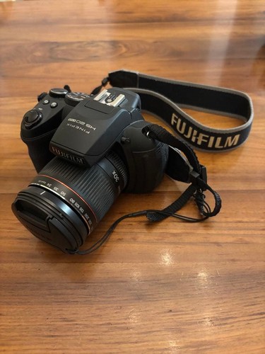 Fujifilm finepix hs20exr - fujifilm,