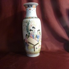  Antico vaso in porcellana