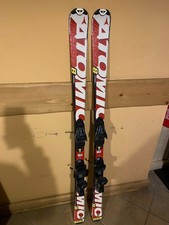 SCI USATI ATOMIC JUNIOR MISURA 150 cm ROSSI IN BUONE CONDIZIONI