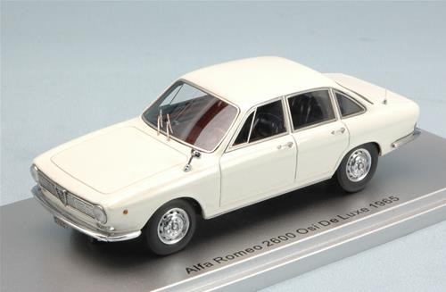 Kess model alfa romeo - 1:43,